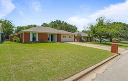 318 Moonlight Trail, Stephenville, TX 76401