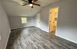 19967 Lakeview Avenue, Warsaw, MO 65355