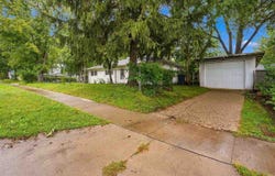 1400 Deforest Ave, IowaCity, IA 52240