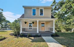 1936 Willis St, Salem, VA 24153