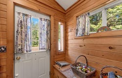 97 Turnpike Road, Searsport, ME 04974