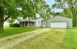 415 N 3rd Street, Elwood, IN 46036