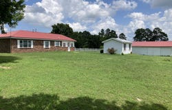 8550 Highway E, Houston, MO 65483
