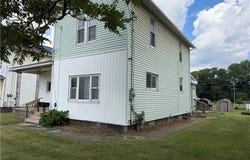32 Cherry Road NW, Massillon, OH 44646