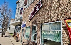 21 S LEHIGH AVENUE, FRACKVILLE, PA 17931