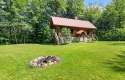 50 Docs Drive, Grantham, NH 03753