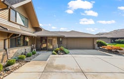101 N 48th Avenue, Yakima, WA 98908