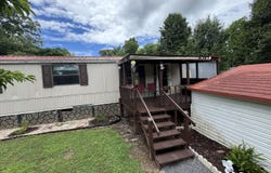 347 Depot St, Vonore, TN 37885