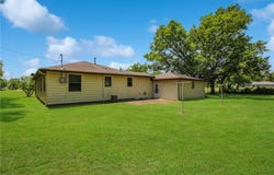 1278 24500 Road, Parsons, KS 67357