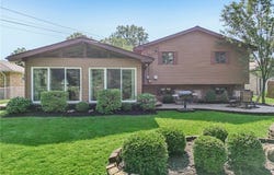 7250 Normandy Drive, Parma, OH 44134