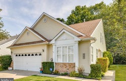382 SAINT THOMAS BOULEVARD, WILLIAMSTOWN, NJ 08094