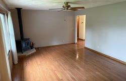 725 PLEASANT Drive, Knoxville, IL 61448