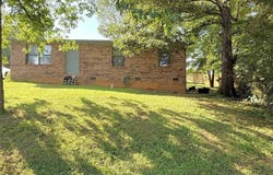 151 Finley Drive, Lenoir City, TN 37771