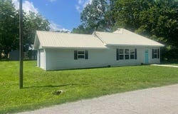 214 E Wilson Street, Wheaton, MO 64874