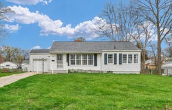3234 E Fulton Avenue, Decatur, IL 62521