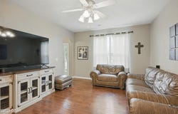 1925 Sylvan Avenue, Neosho, MO 64850