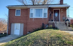 4905 66TH AVE, HYATTSVILLE, MD 20784