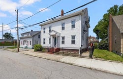 40 West Cole Street, Pawtucket, RI 02861