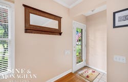 1387 Torrey, Grosse Pointe Woods, MI 48236