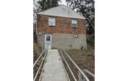 809 Hillgrove, Beechview, PA 15216