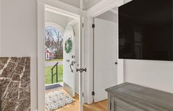 287 Parkside Drive, Warwick, RI 02888