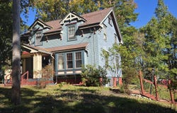 27 W Dartmouth Street, Auburn, ME 04210