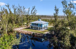 3811 Crestwell Court, St James City, FL 33956