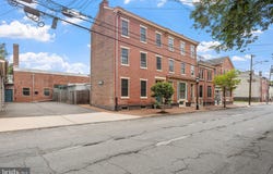 242 CENTRE STREET, TRENTON, NJ 08611