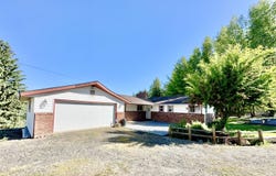 147 N LINDSEY St, Tekoa, WA 99033