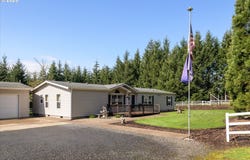 31889 DEBERRY RD, Creswell, OR 97426