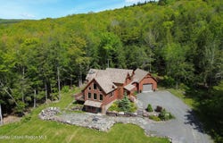 16 High West Road, Windham, NY 12496