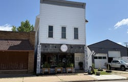 320 N MAIN STREET, Scandinavia, WI 54977
