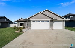 310 Quartzite Ave, Tea, SD 57064
