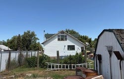 208 E MONTANA Street, Sheridan, WY 82801