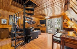 2047 Ferndale Way, McCall, ID 83638