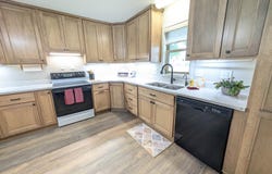 700 W Omaha St, Crofton, NE 68730