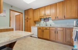 3710 E Peony Pl, Sioux Falls, SD 57103