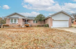 2213 Straight Street, Harrah, OK 73045