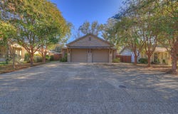 388 E Faust, New Braunfels, TX 78130