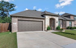 237 Gardenia Drive, Azle, TX 76020
