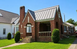 405 Main Street E, Hartselle, AL 35640