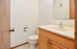 3668 S TIMBER Trail, SUAMICO, WI 54173-0071