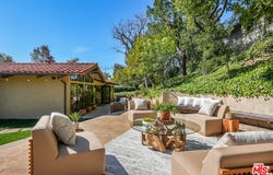 2419 Westridge Rd, Los Angeles, CA 90049