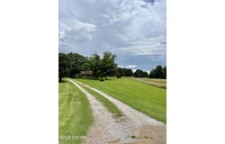 431 Alamo Highway, Trenton, TN 38382