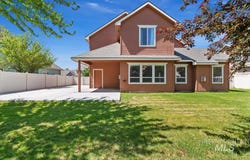 212 S Fernan Lake, Star, ID 83669