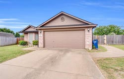 1006 Darren Drive, Burleson, TX 76028