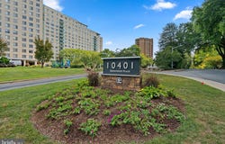 10401 GROSVENOR PLACE, ROCKVILLE, MD 20852