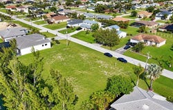 3748 SW 11th Place, Cape Coral, FL 33914