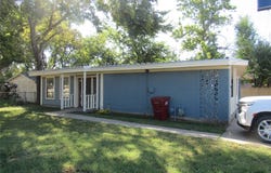 1802 N Center Street, Bonham, TX 75418