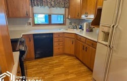 1904 127th Avenue, Algona, IA 50511